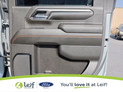 Used 2024 GMC Sierra 2500 AT4 w/ Technology Package image 32