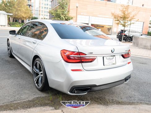 Used 2018 BMW 750i xDrive image 5