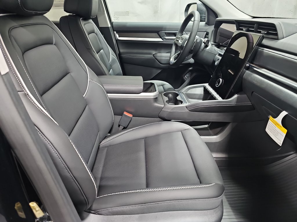 New 2027 GMC Terrain Denali w/ LPO, Black Badging Package AWD/4WD image 10