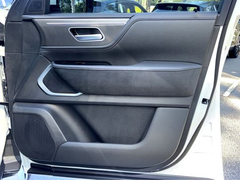 New 2026 INFINITI QX80 Luxe w/ Cargo Package image 12