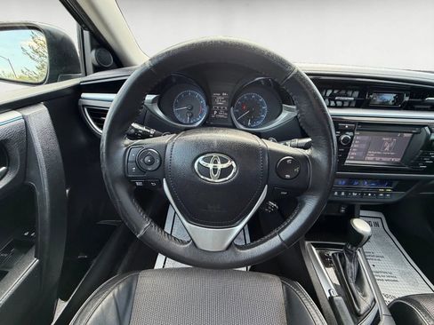 Used 2016 Toyota Corolla S image 12