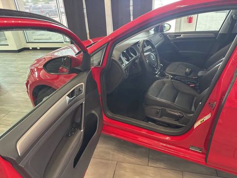Used 2017 Volkswagen Golf Wolfsburg Edition FWD image 13