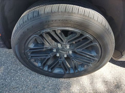 Used 2023 Jeep Wagoneer Series II image 9