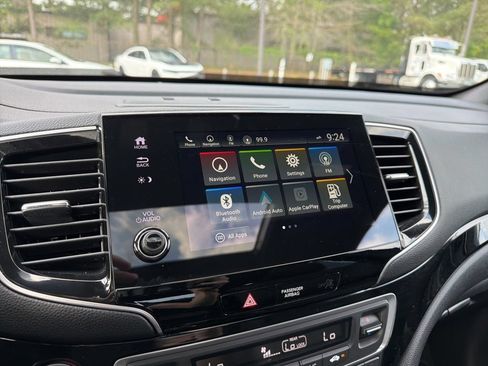 Used 2022 Honda Passport Elite image 12