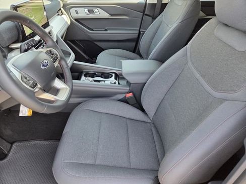 New 2026 Ford Explorer Active AWD/4WD image 25
