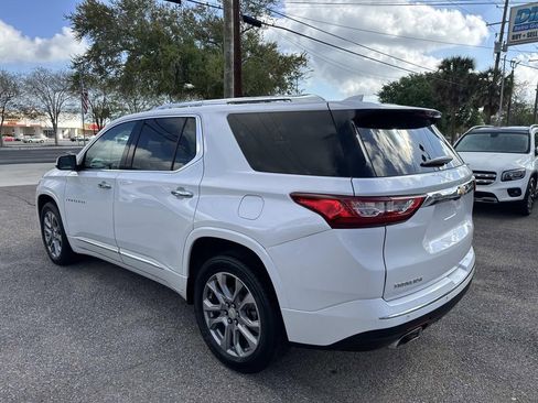 Used 2019 Chevrolet Traverse Premier w/ Driver Confidence II Package FWD image 6