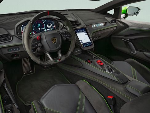 Used 2024 Lamborghini Revuelto AWD/4WD image 45