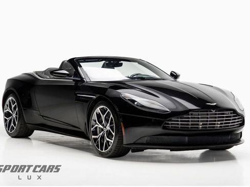 Used 2020 Aston Martin DB11 Volante RWD image 1