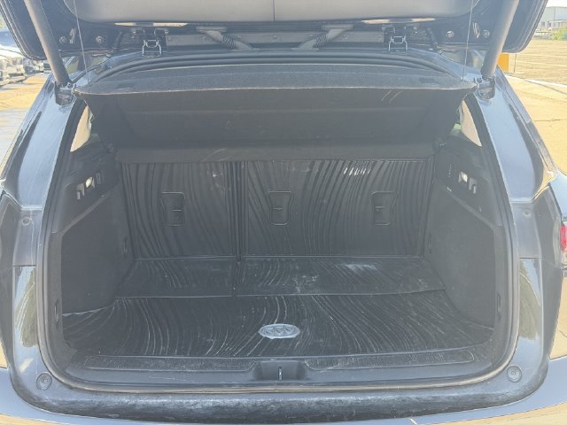 Used 2023 Buick Envision Essence w/ Sport Touring Package AWD/4WD image 26