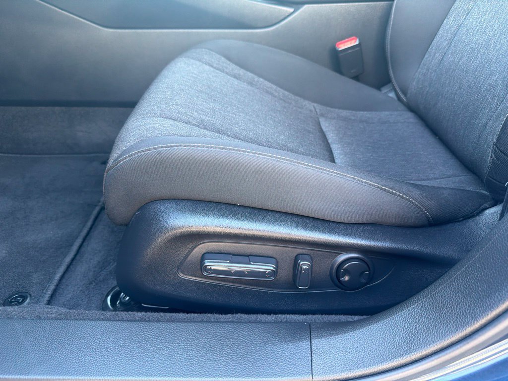 Used 2025 Honda Accord SE image 19