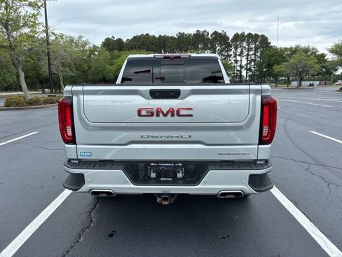 Used 2022 GMC Sierra 1500 Denali AWD/4WD image 4