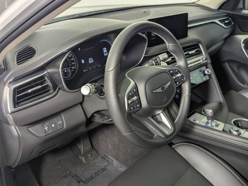 Used 2026 Genesis G70 2.5T RWD image 13