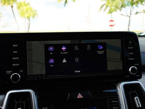 Used 2023 Kia Sorento S FWD image 25