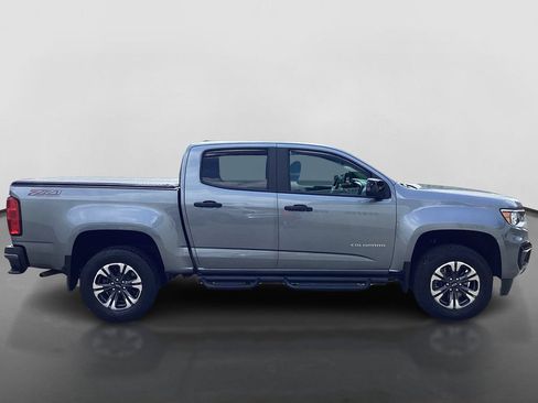 Used 2022 Chevrolet Colorado Z71 w/ Safety Package AWD/4WD image 4