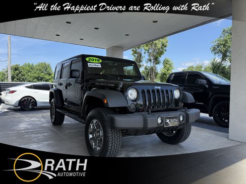Used 2018 Jeep Wrangler Unlimited Rubicon w/ Connectivity Group AWD/4WD image 1