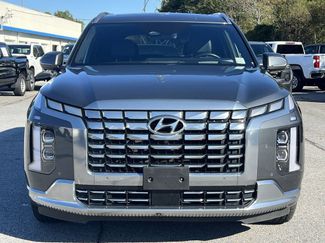 Used 2024 Hyundai Palisade Calligraphy video 2