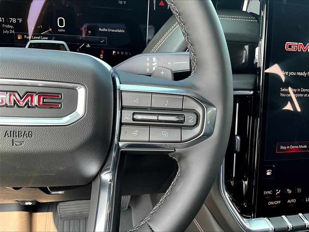 New 2026 GMC Yukon XL Elevation w/ Elevation Premium Package AWD/4WD image 21
