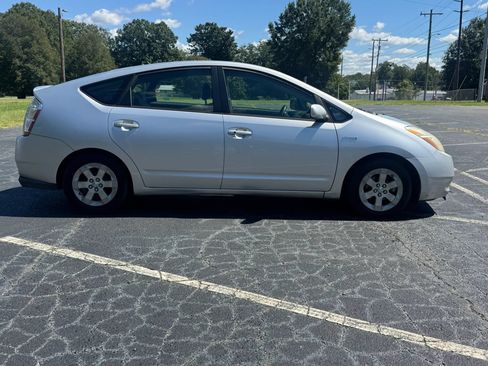 Used 2006 Toyota Prius FWD image 9