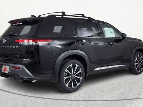 New 2026 Nissan Pathfinder Platinum w/ Cargo Package image 4