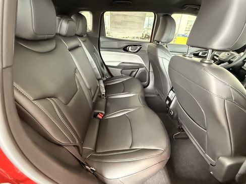 New 2026 Jeep Compass Limited image 9