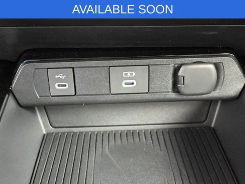 Used 2026 Toyota Prius AWD image 22