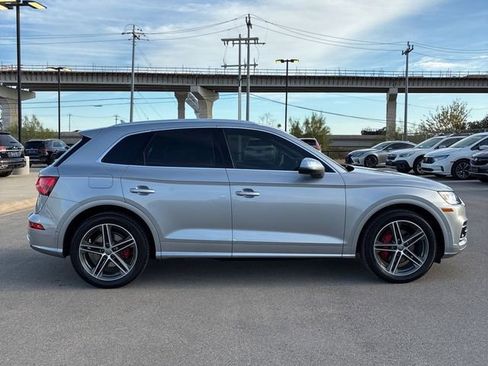Used 2019 Audi SQ5 Prestige image 2