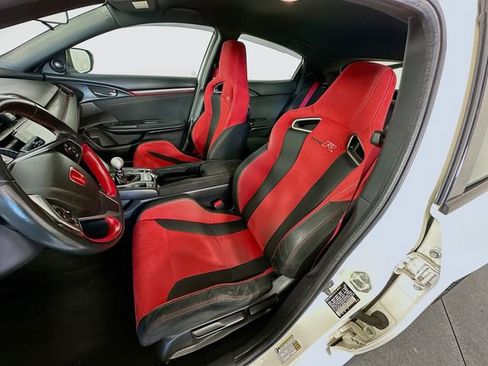 Certified 2018 Honda Civic Type R image 27