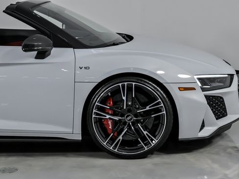 Used 2022 Audi R8 V10 performance image 15