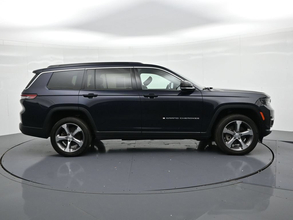 Used 2024 Jeep Grand Cherokee L Limited AWD/4WD image 5