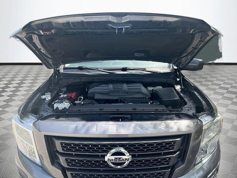 Used 2022 Nissan Titan SV RWD image 29