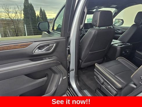 Used 2024 Chevrolet Tahoe Premier AWD/4WD image 16