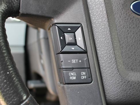 Used 2014 Ford F150 XLT w/ Equipment Group 302A Luxury AWD/4WD image 18