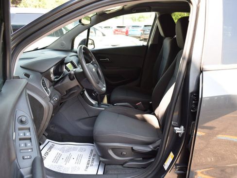 Used 2019 Chevrolet Trax LS w/ Tint and Cruise Package FWD image 25