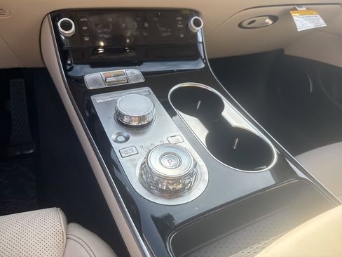 New 2026 Genesis GV70 2.5T image 21