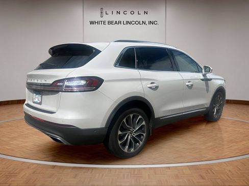 Used 2022 Lincoln Nautilus Reserve w/ Equipment Group 201A FWD image 5
