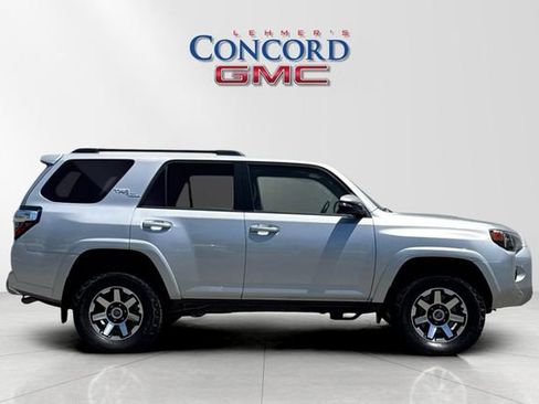 Used 2019 Toyota 4Runner TRD Off-Road Premium AWD/4WD image 3