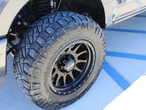 Used 2017 Ford F250 Platinum AWD/4WD image 7