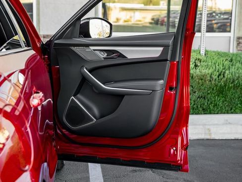 New 2025 Jaguar F-PACE R-Dynamic S image 24