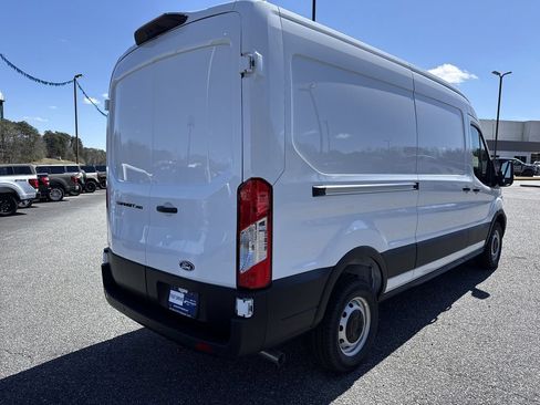 New 2026 Ford Transit 250 148 Medium Roof RWD image 7