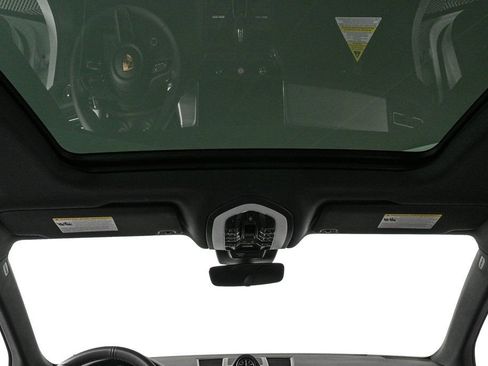 Certified 2026 Porsche Macan AWD/4WD image 20