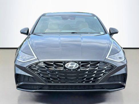Used 2020 Hyundai Sonata Limited w/ Cargo Package FWD image 3