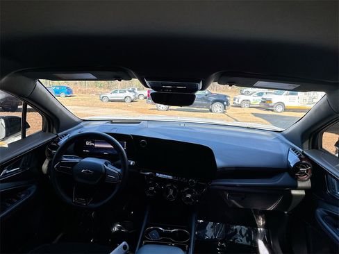 Used 2024 Chevrolet Blazer EV RS image 28