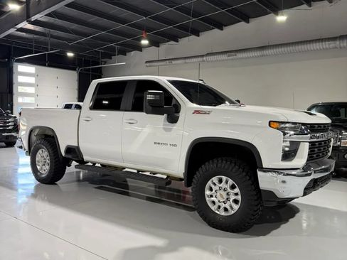 Used 2021 Chevrolet Silverado 2500 LT w/ Z71 Off-Road Package AWD/4WD image 1