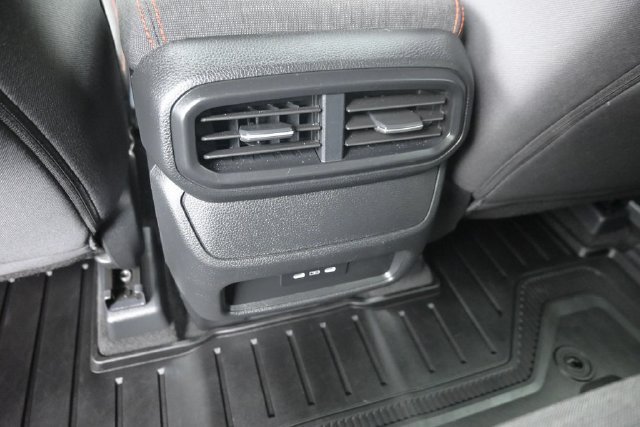Certified 2025 Honda Pilot Sport image 24
