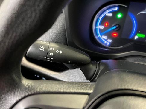 Used 2024 Toyota RAV4 XLE image 38