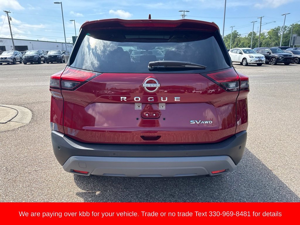 Used 2022 Nissan Rogue SV AWD/4WD image 6