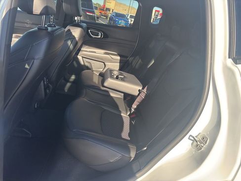 New 2026 Jeep Compass Latitude image 20