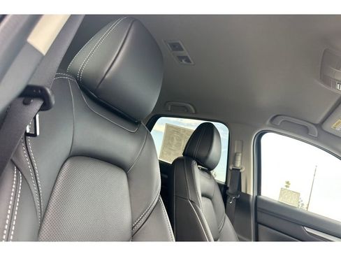 New 2025 MAZDA CX-5 AWD 2.5 S w/ Preferred Package image 16