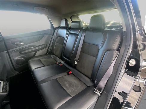 Used 2023 Nissan Ariya FWD image 18