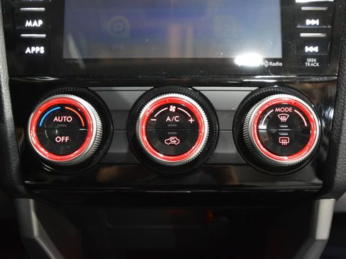 Used 2017 Subaru Forester 2.5i Limited image 40